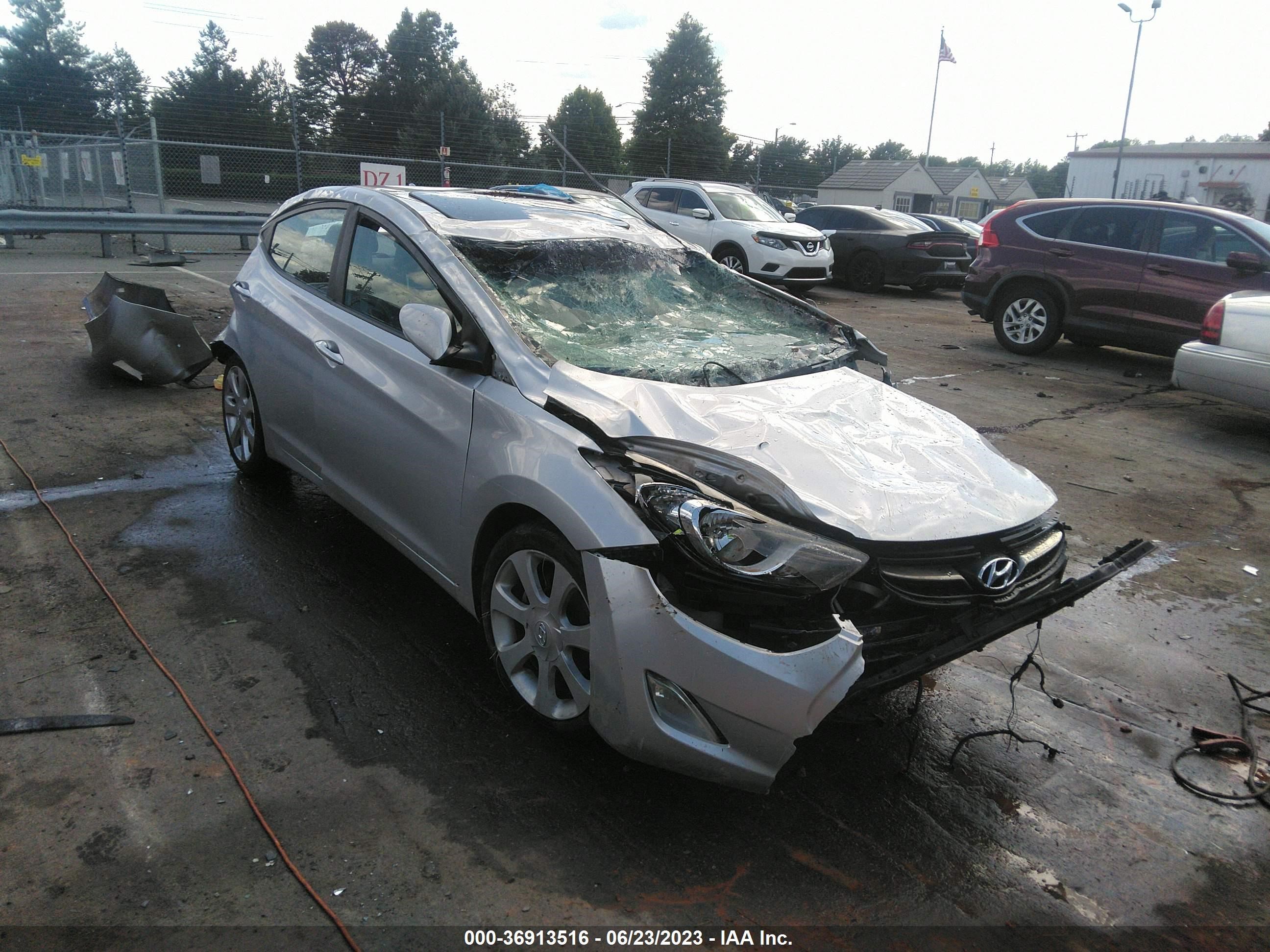 HYUNDAI ELANTRA 2012 kmhdh4ae5cu285671