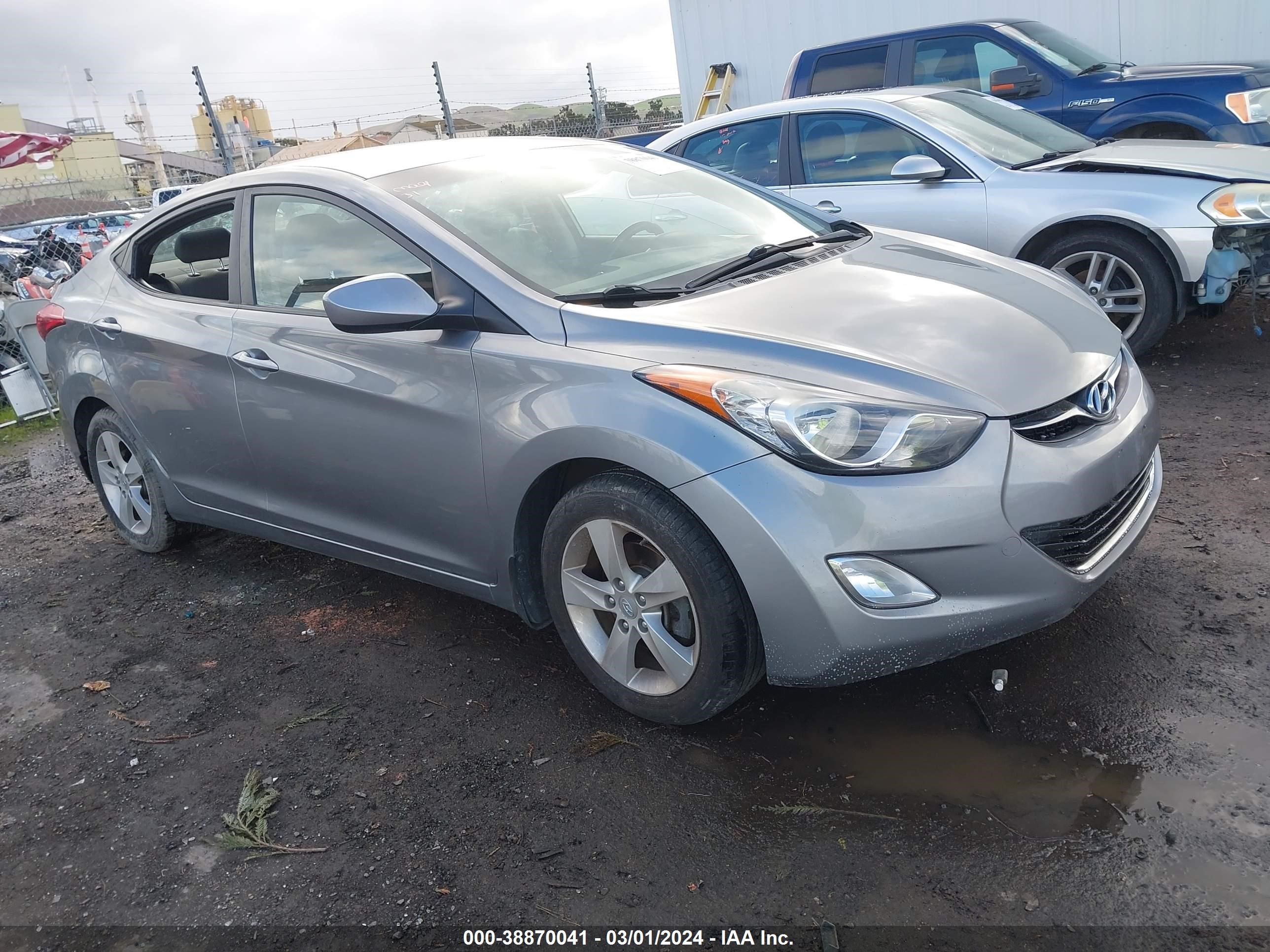 HYUNDAI ELANTRA 2013 kmhdh4ae5du940543