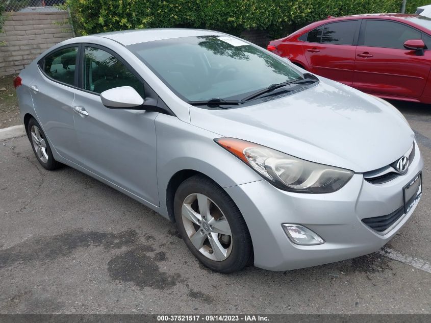 HYUNDAI ELANTRA 2013 kmhdh4ae5du991444