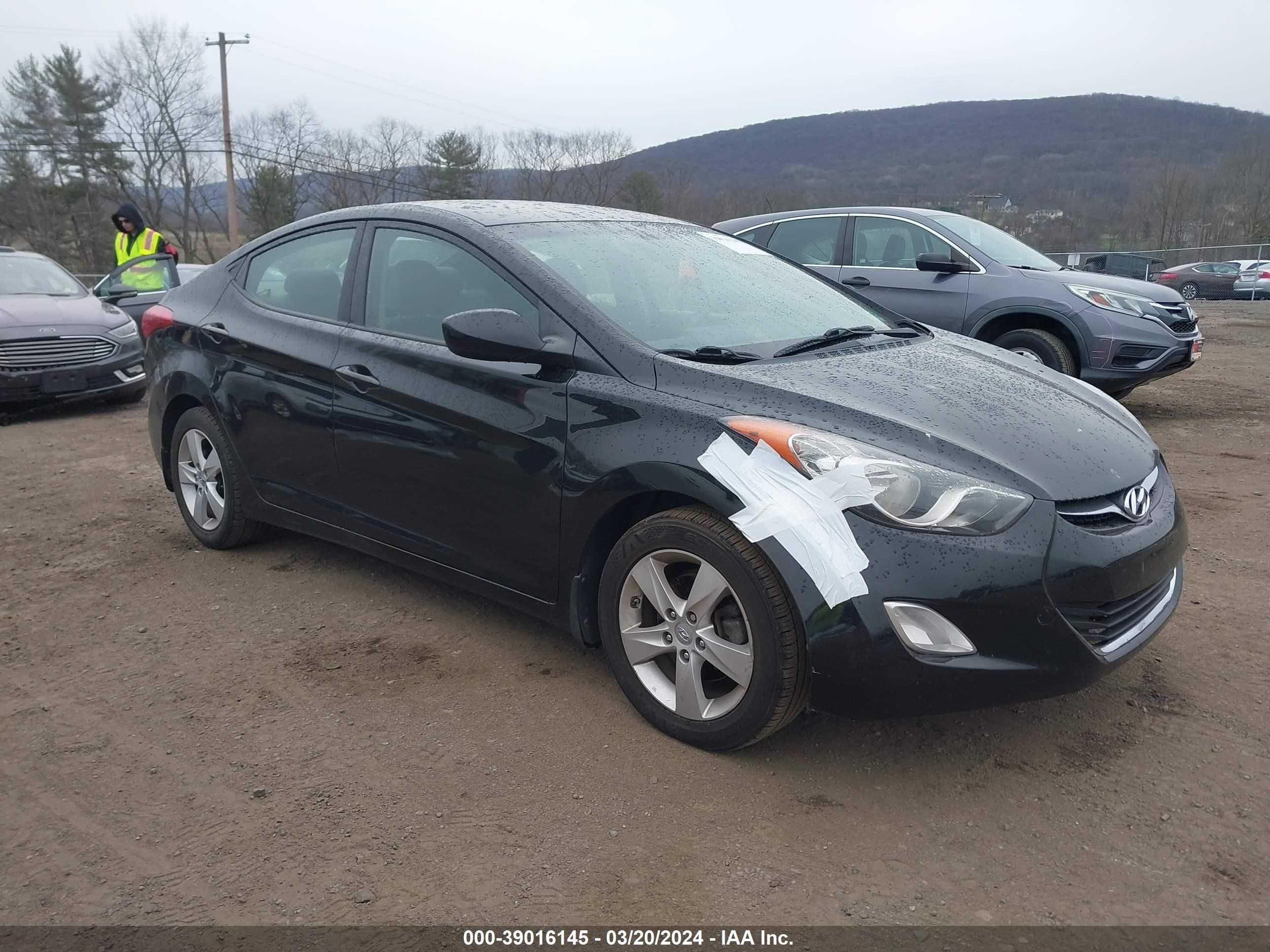 HYUNDAI ELANTRA 2013 kmhdh4ae5du995087