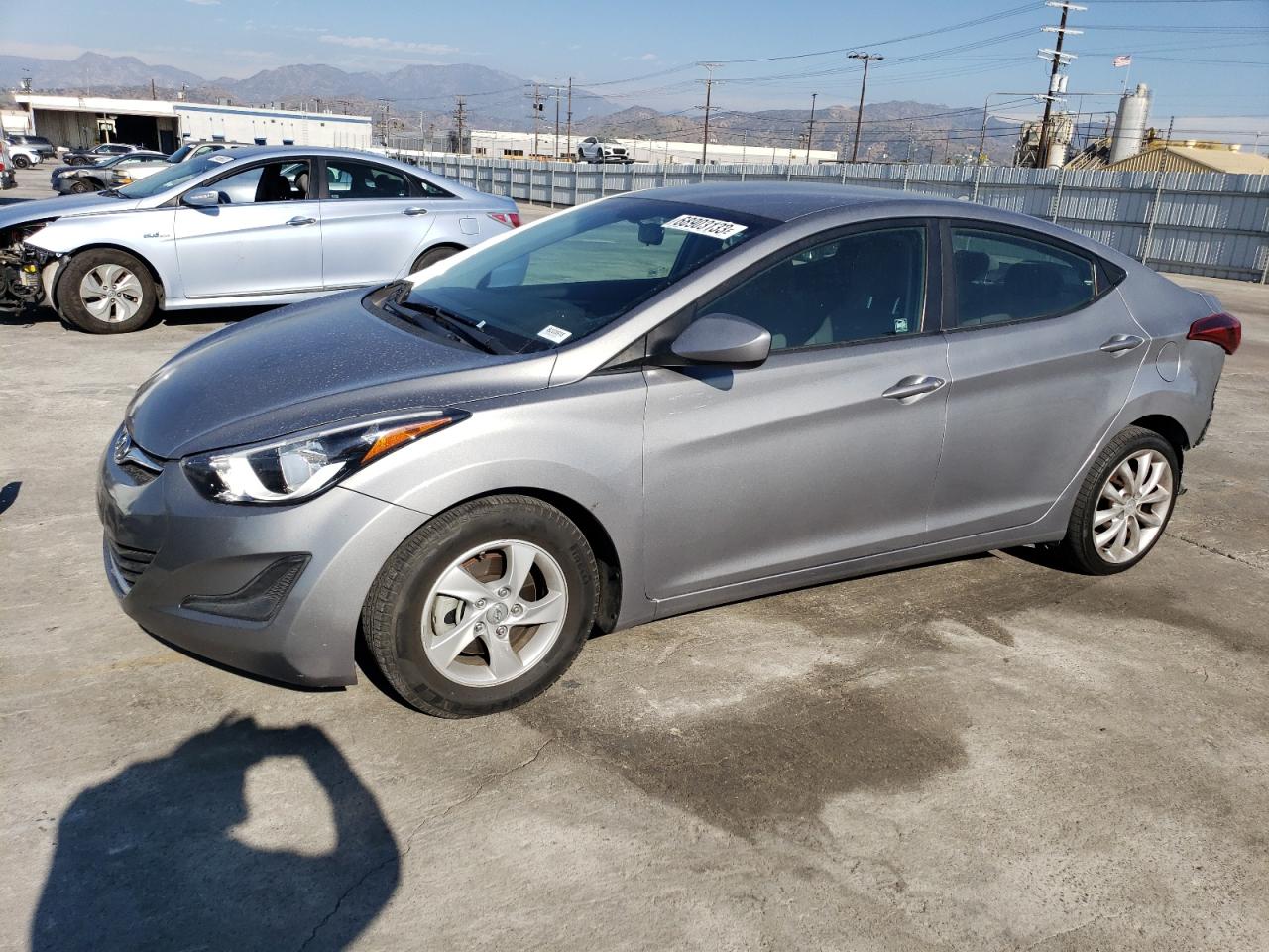 HYUNDAI ELANTRA 2015 kmhdh4ae5fu223918