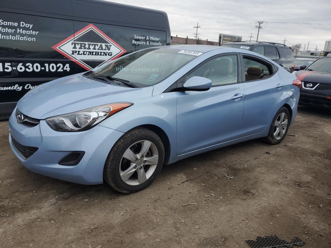 HYUNDAI ELANTRA 2011 kmhdh4ae6bu097207