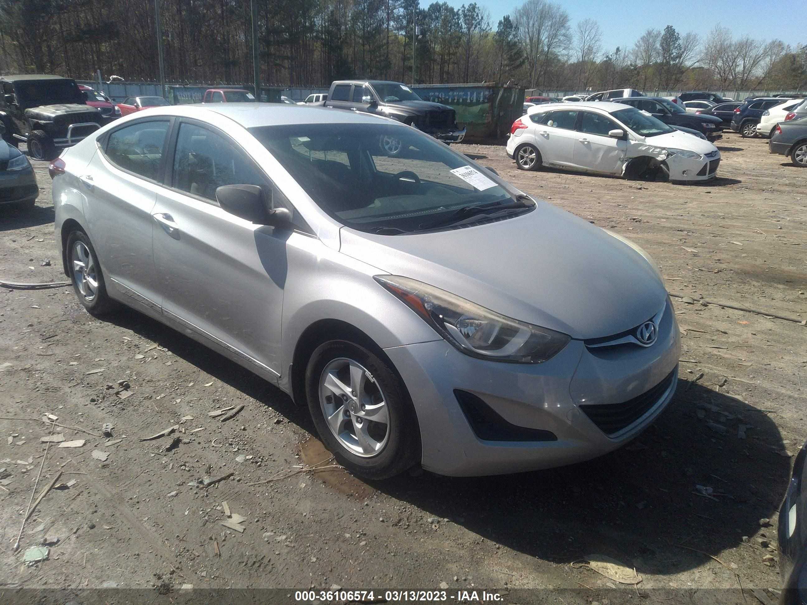 HYUNDAI ELANTRA 2014 kmhdh4ae6eu034547