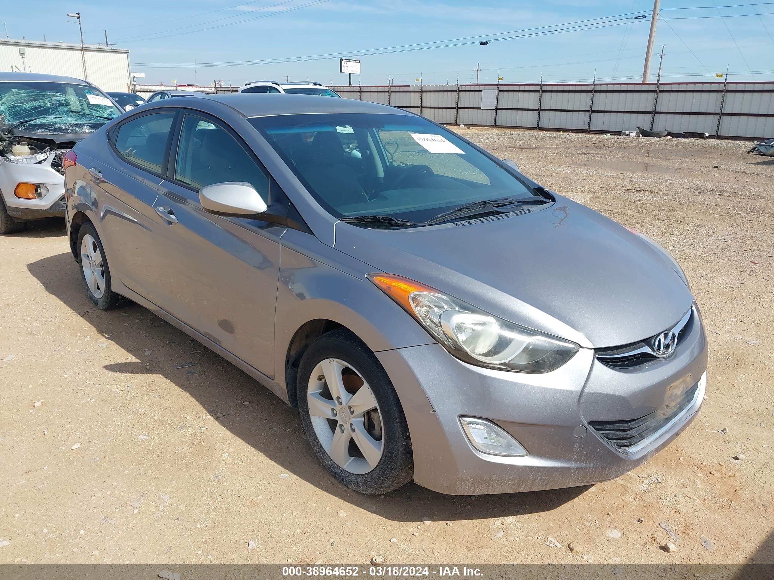 HYUNDAI ELANTRA 2013 kmhdh4ae7du498364