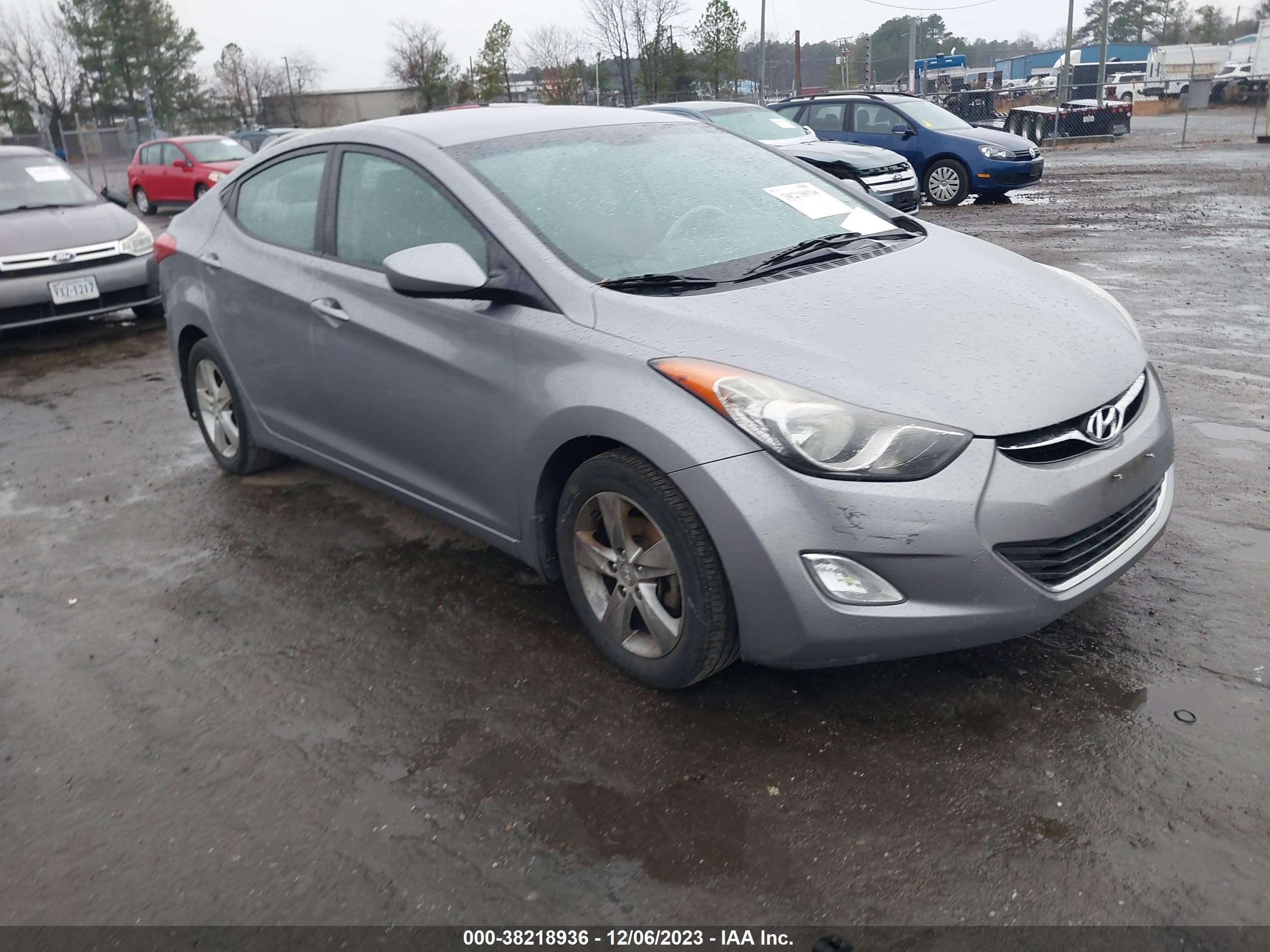 HYUNDAI ELANTRA GL 2013 kmhdh4ae7du617207