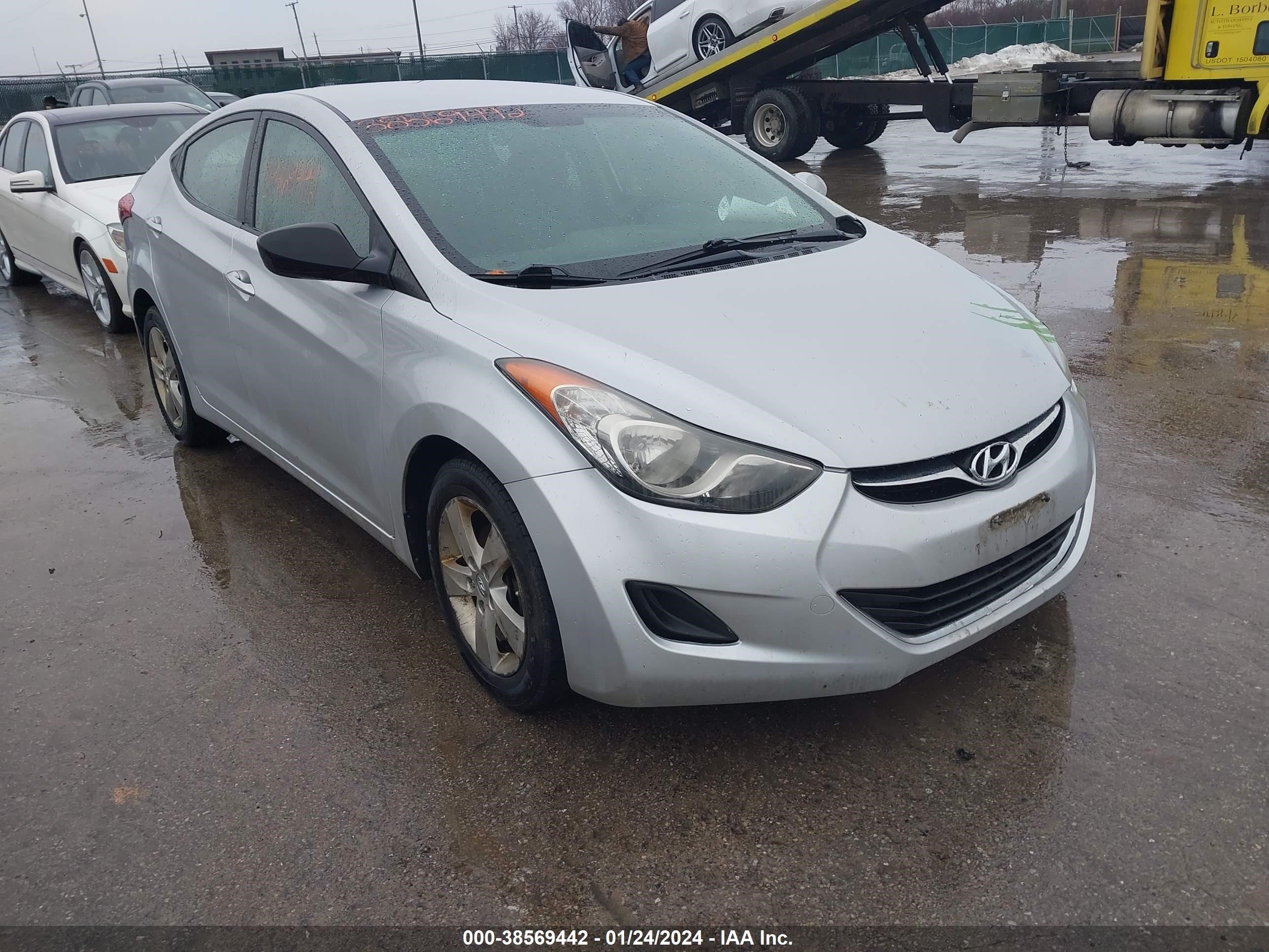 HYUNDAI ELANTRA 2013 kmhdh4ae7du891121