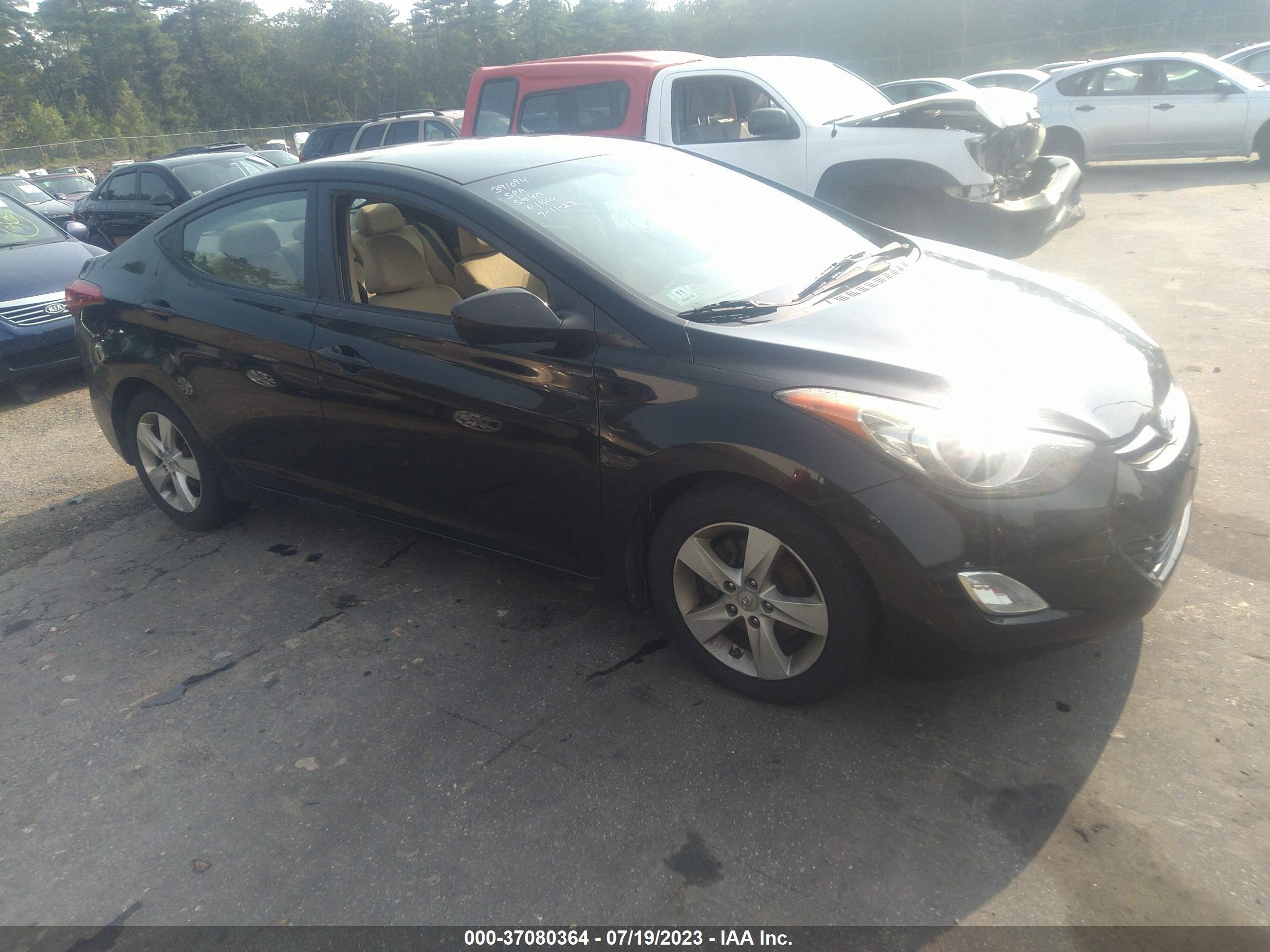 HYUNDAI ELANTRA GL 2012 kmhdh4ae8cu183295