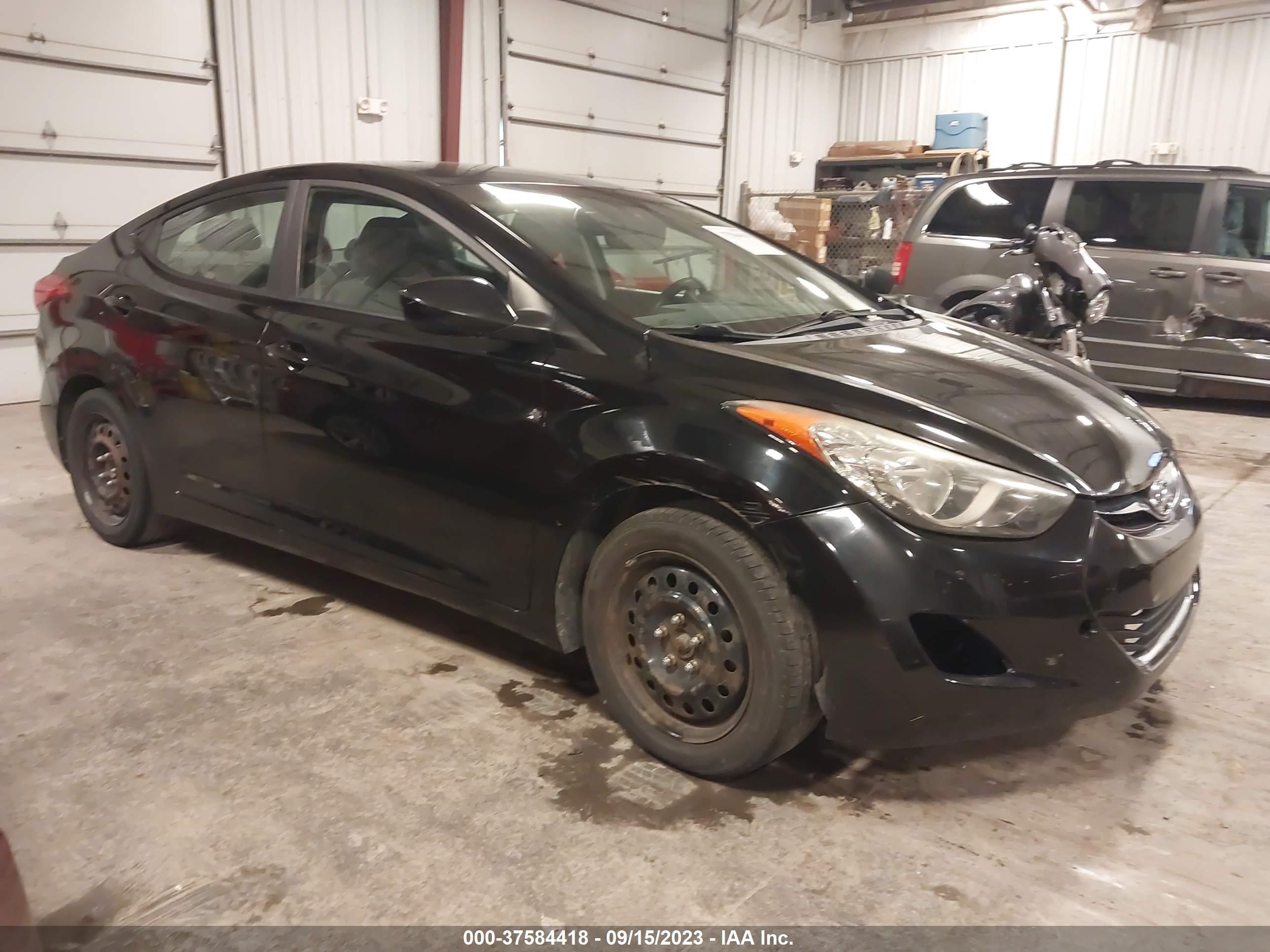 HYUNDAI ELANTRA 2012 kmhdh4ae8cu414129