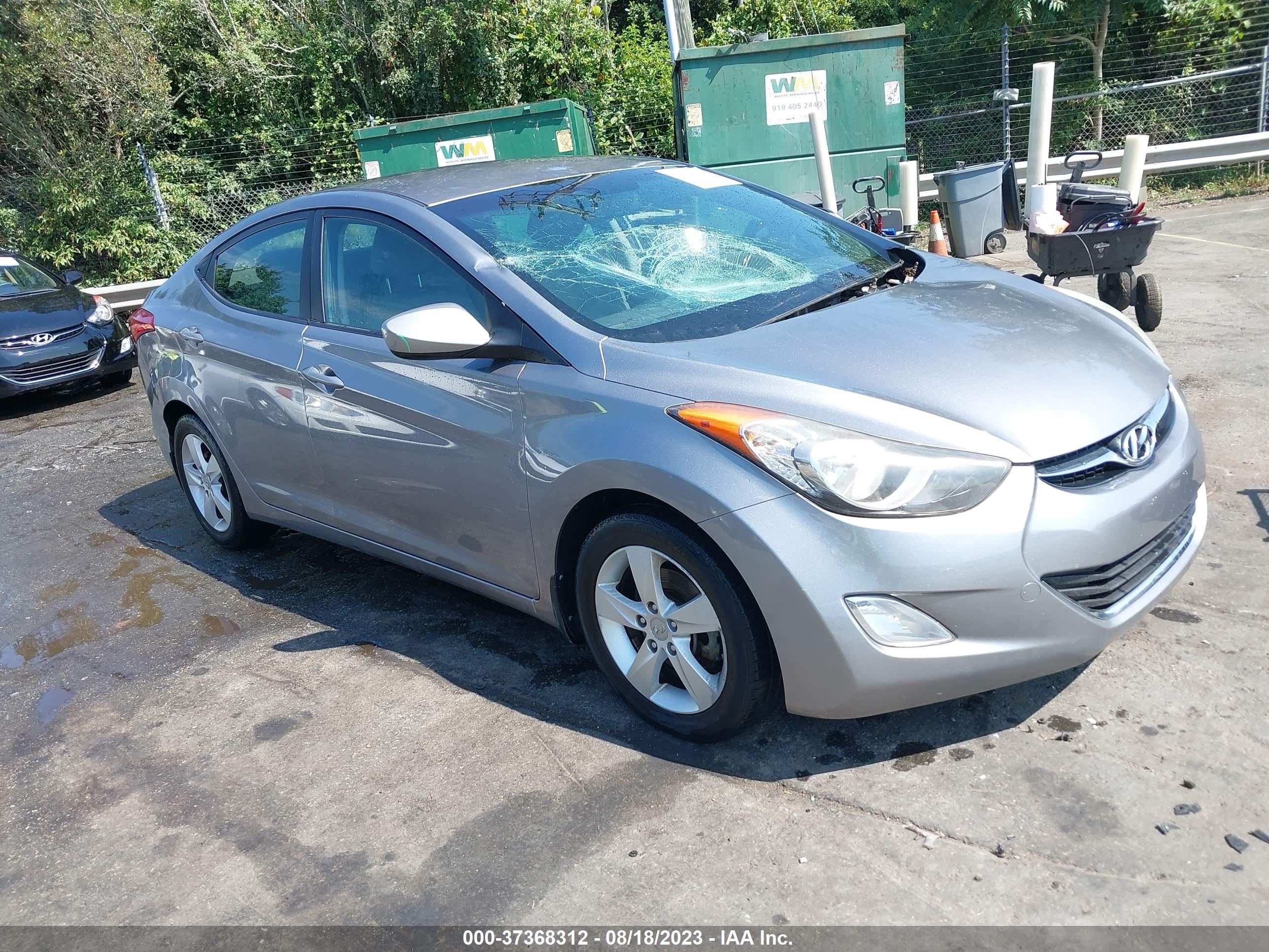 HYUNDAI ELANTRA 2013 kmhdh4ae8du500977