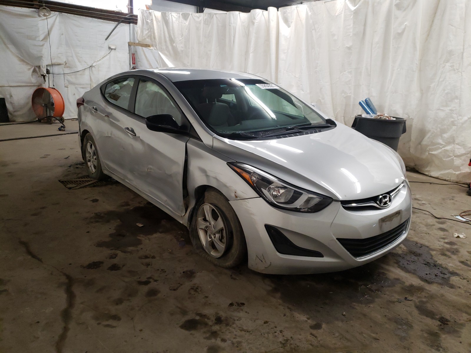 HYUNDAI ELANTRA SE 2015 kmhdh4ae8fu294420