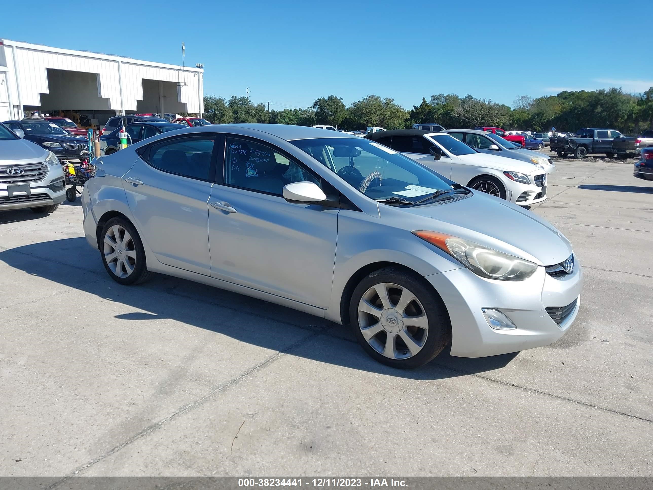 HYUNDAI ELANTRA 2012 kmhdh4ae9cu240927