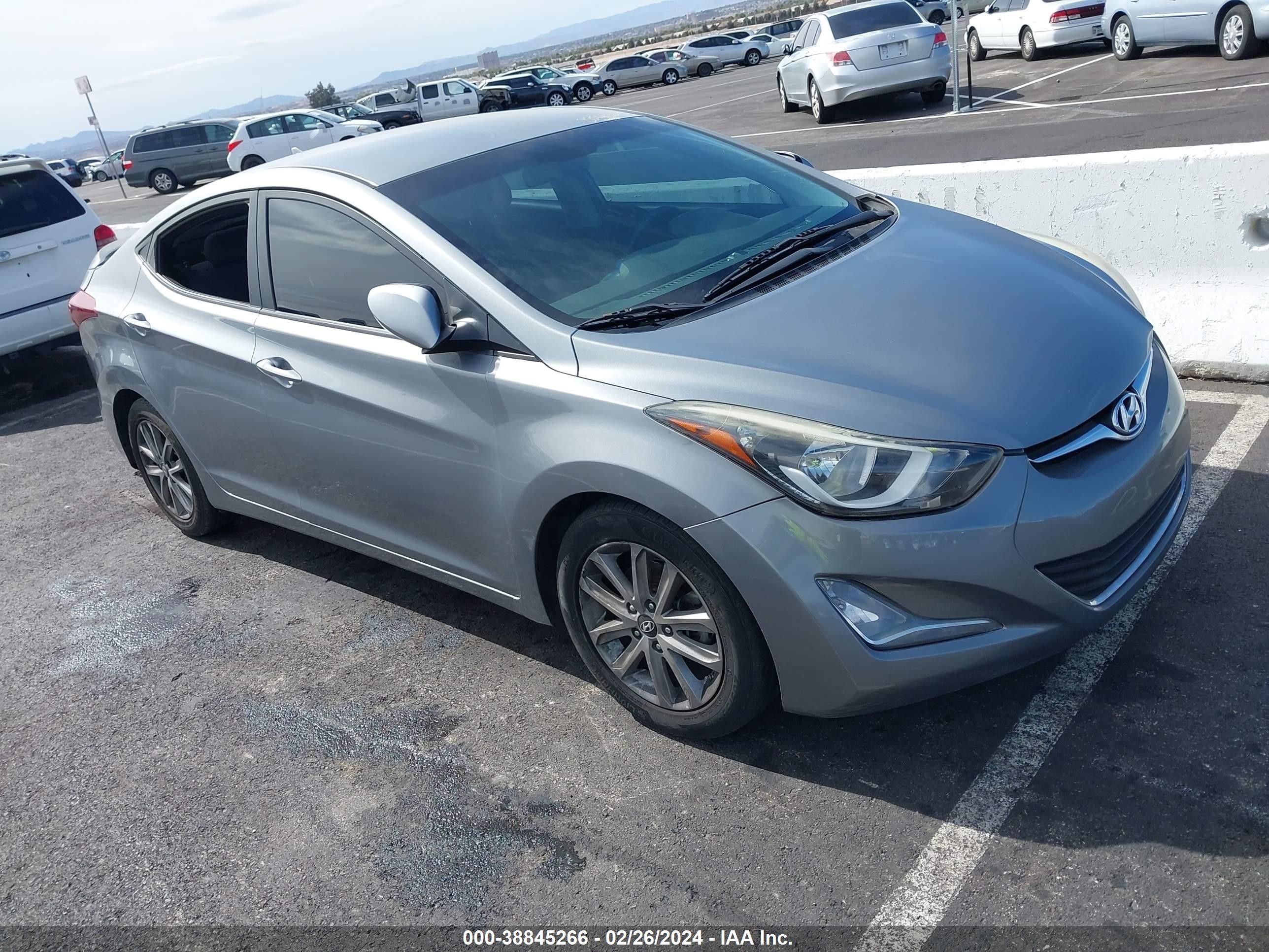 HYUNDAI ELANTRA 2015 kmhdh4ae9fu421529