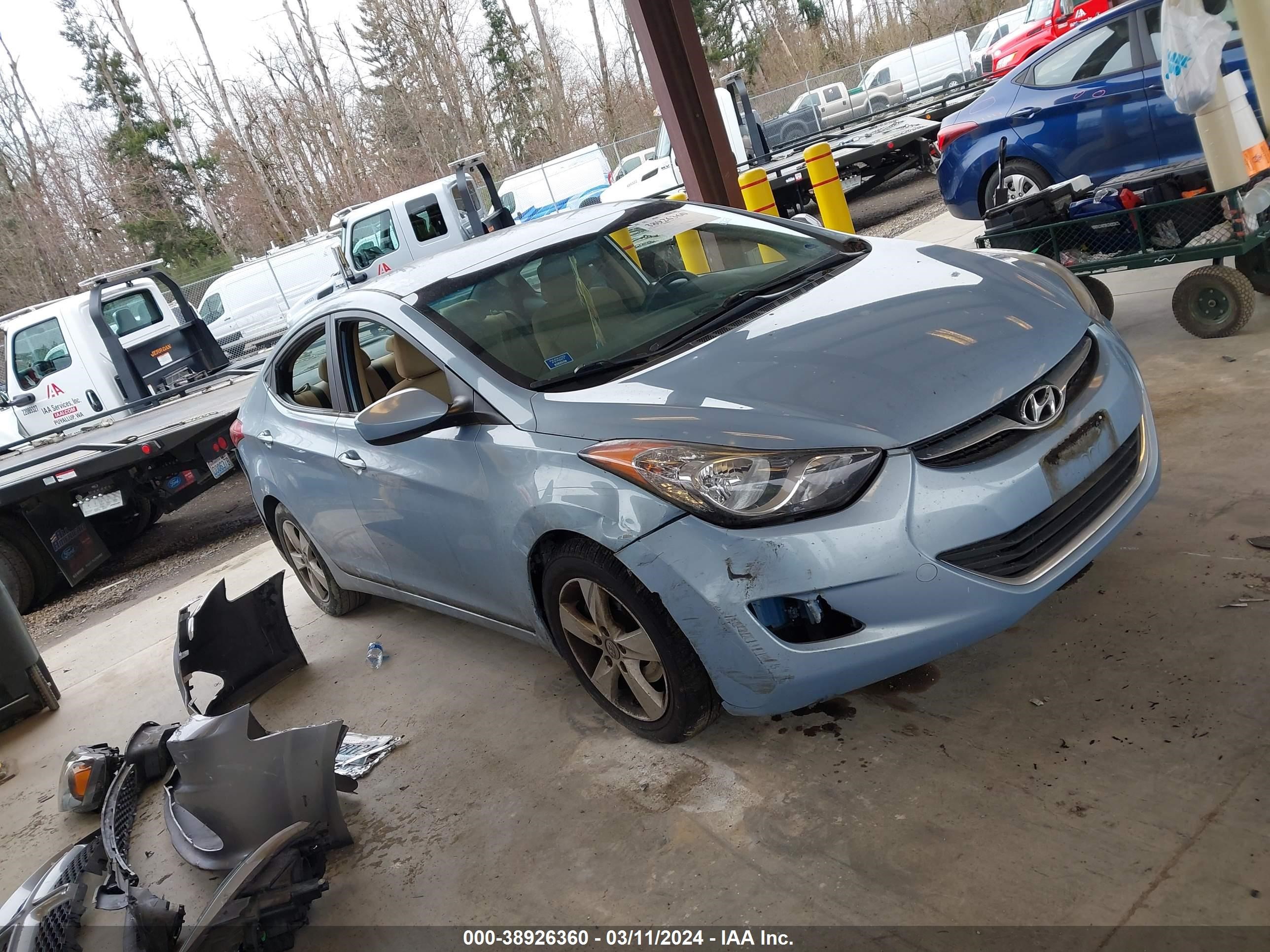 HYUNDAI ELANTRA 2011 kmhdh4aexbu103770