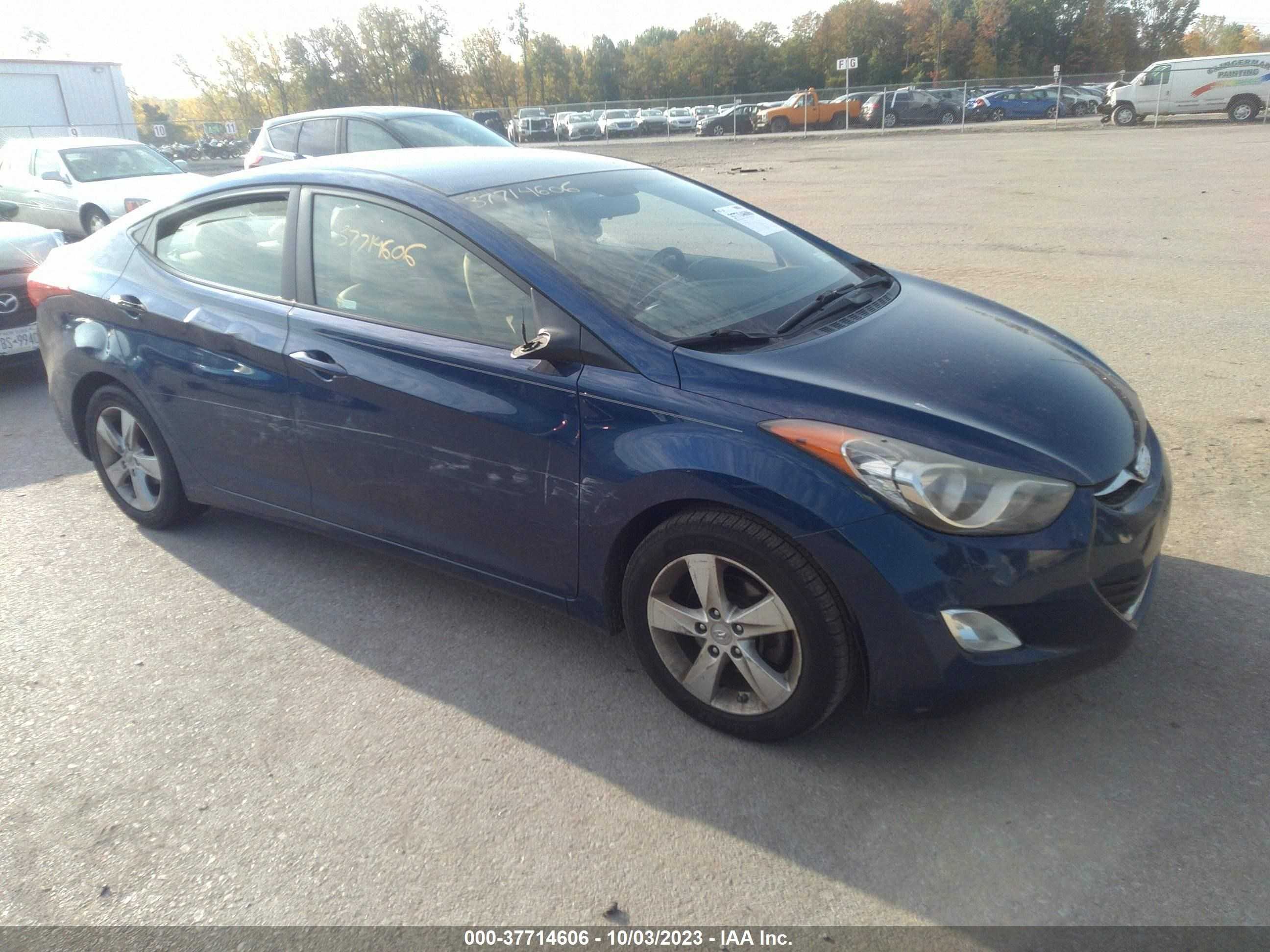 HYUNDAI ELANTRA 2013 kmhdh4aexdu497337