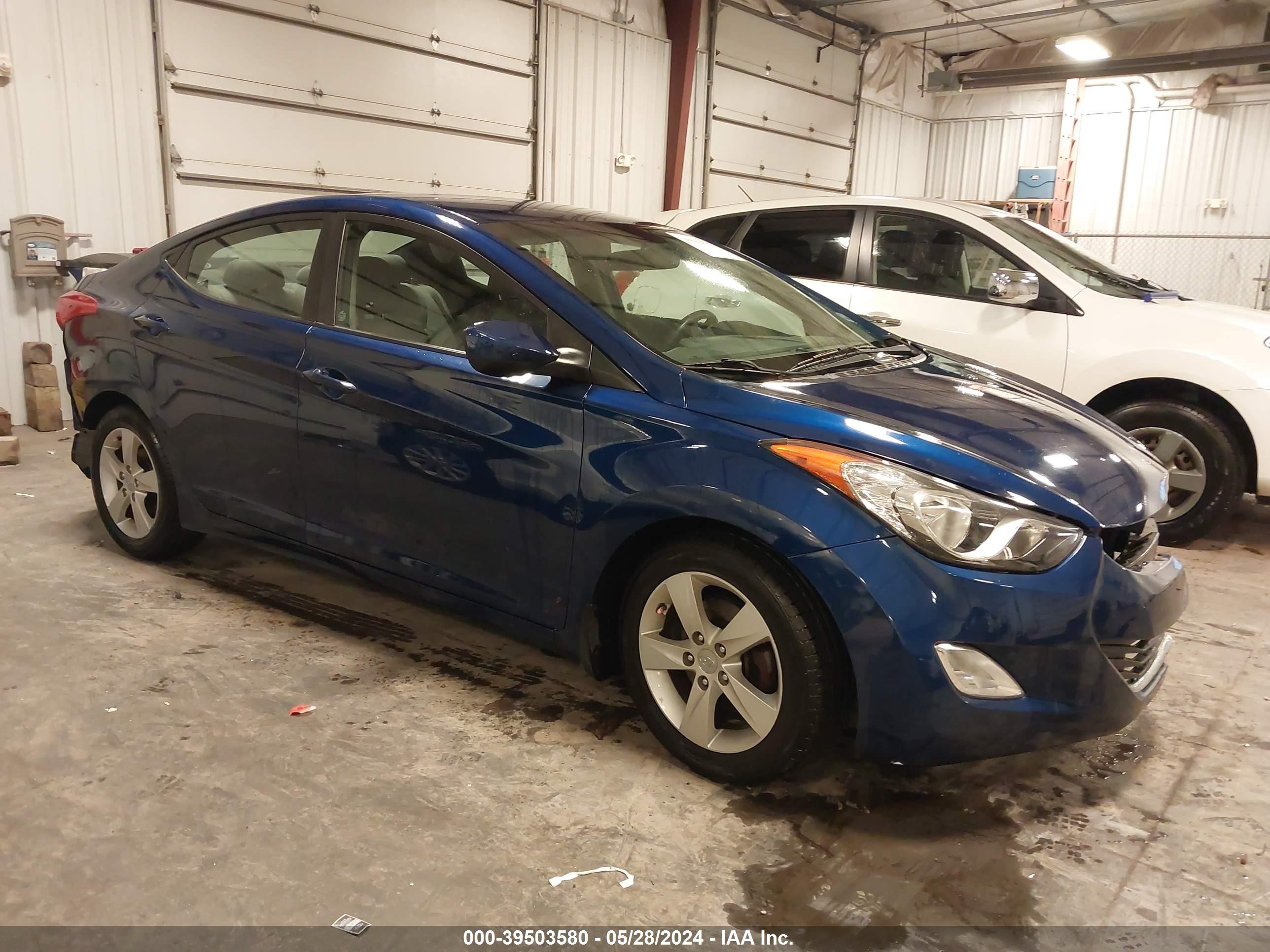 HYUNDAI ELANTRA 2013 kmhdh4aexdu617461