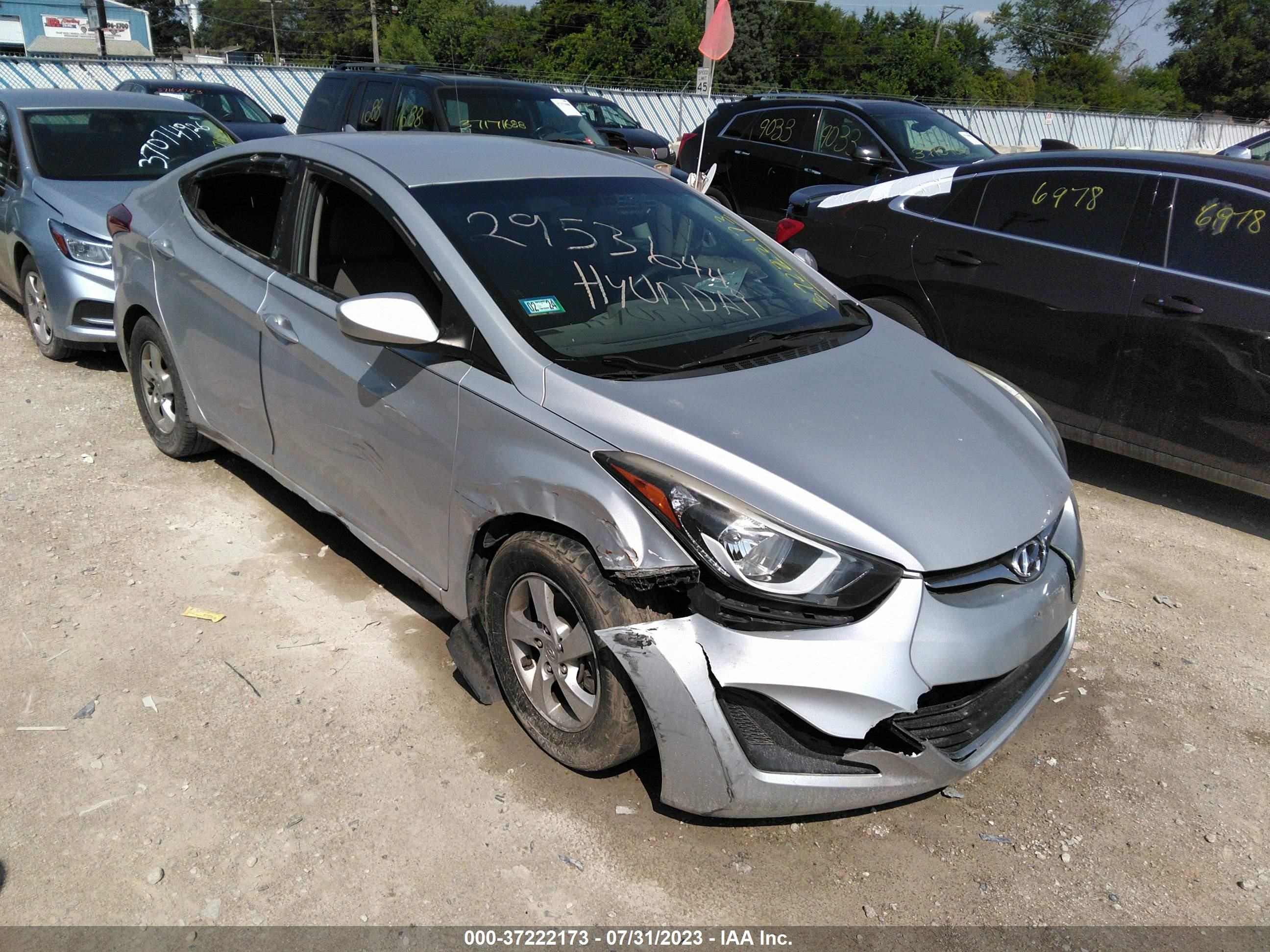 HYUNDAI ELANTRA 2014 kmhdh4aexeu185018