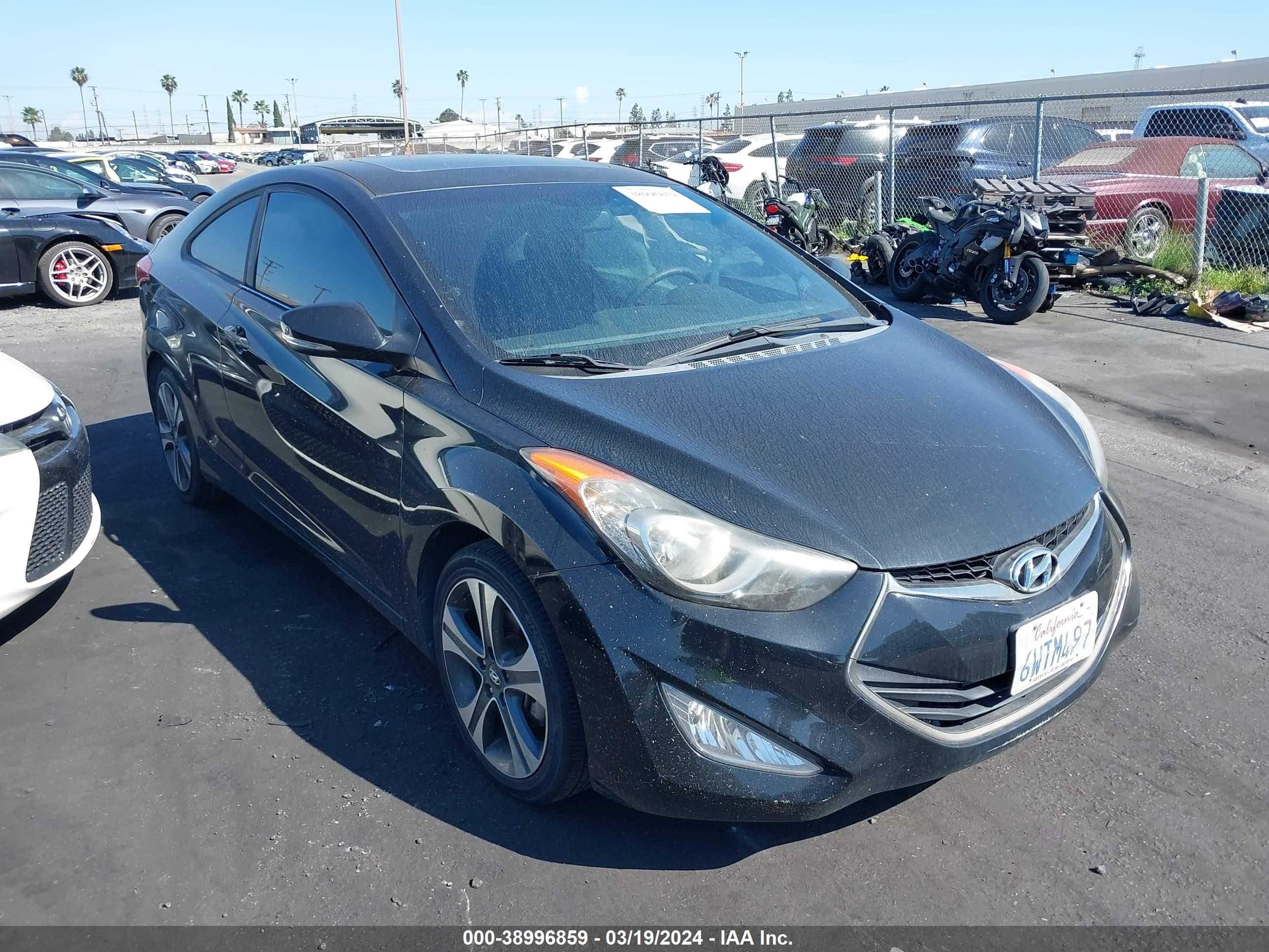 HYUNDAI ELANTRA 2013 kmhdh6ae2du002608