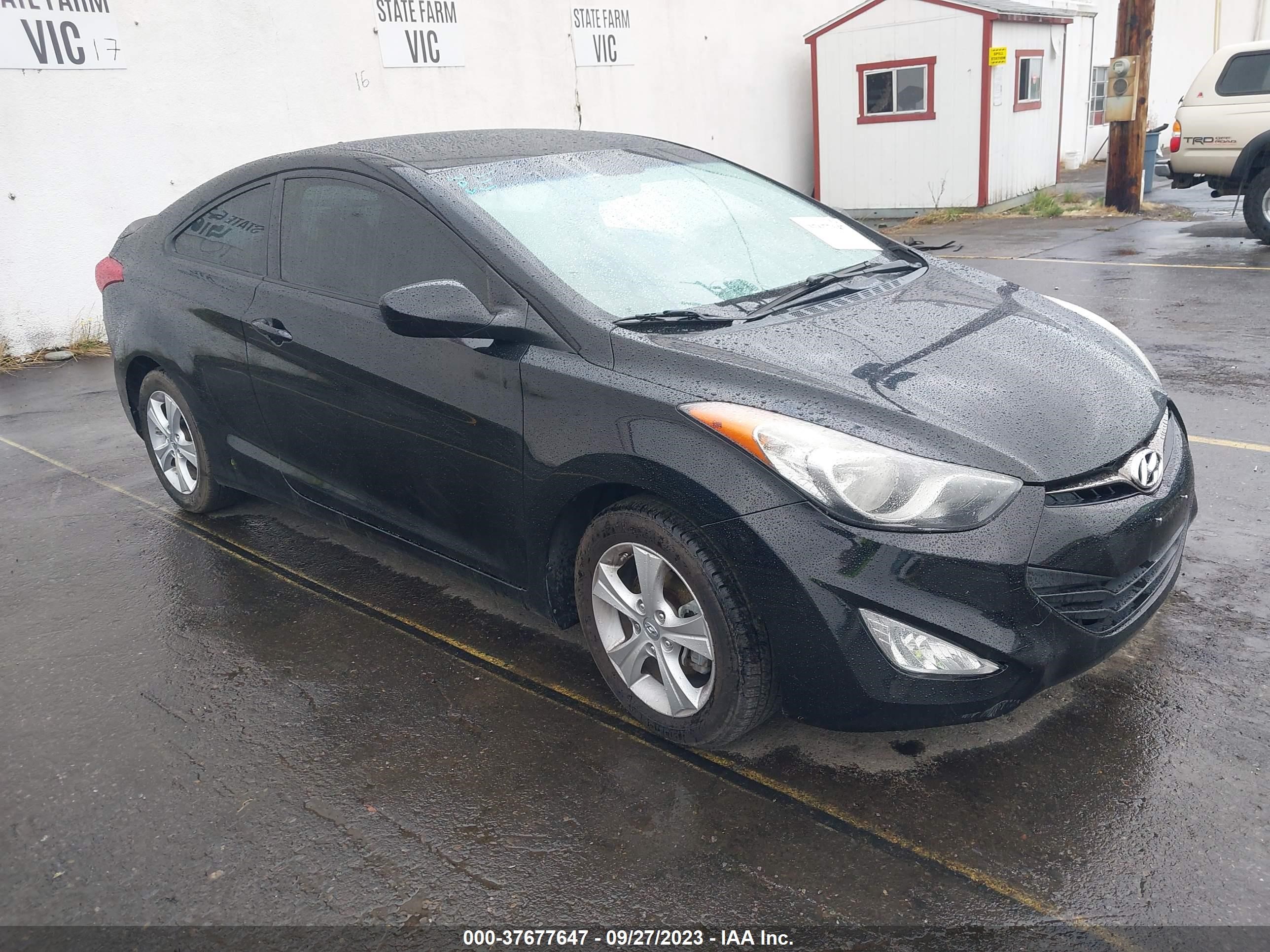 HYUNDAI ELANTRA 2013 kmhdh6ae5du019418