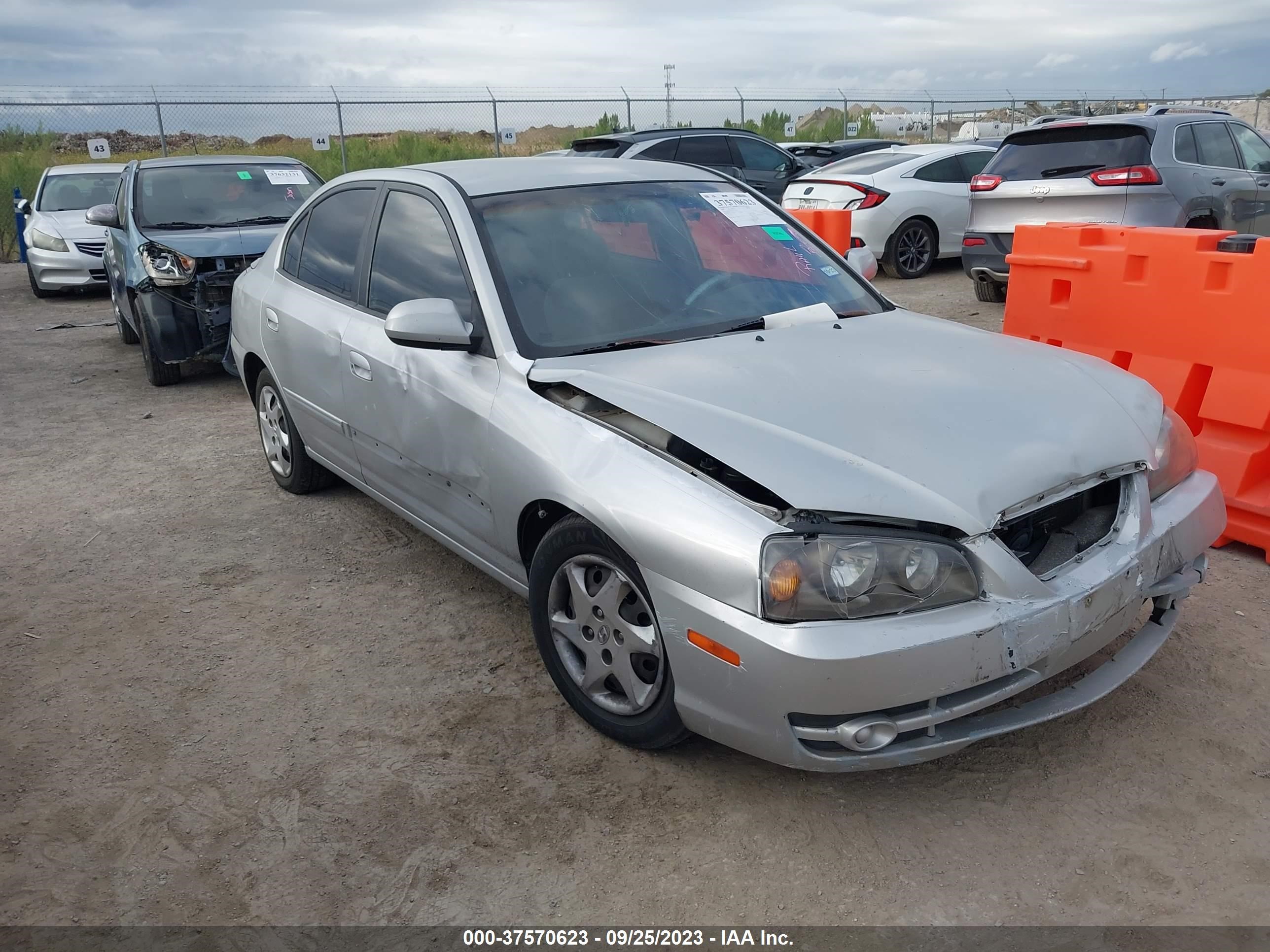 HYUNDAI ELANTRA 2006 kmhdn46d16u355633