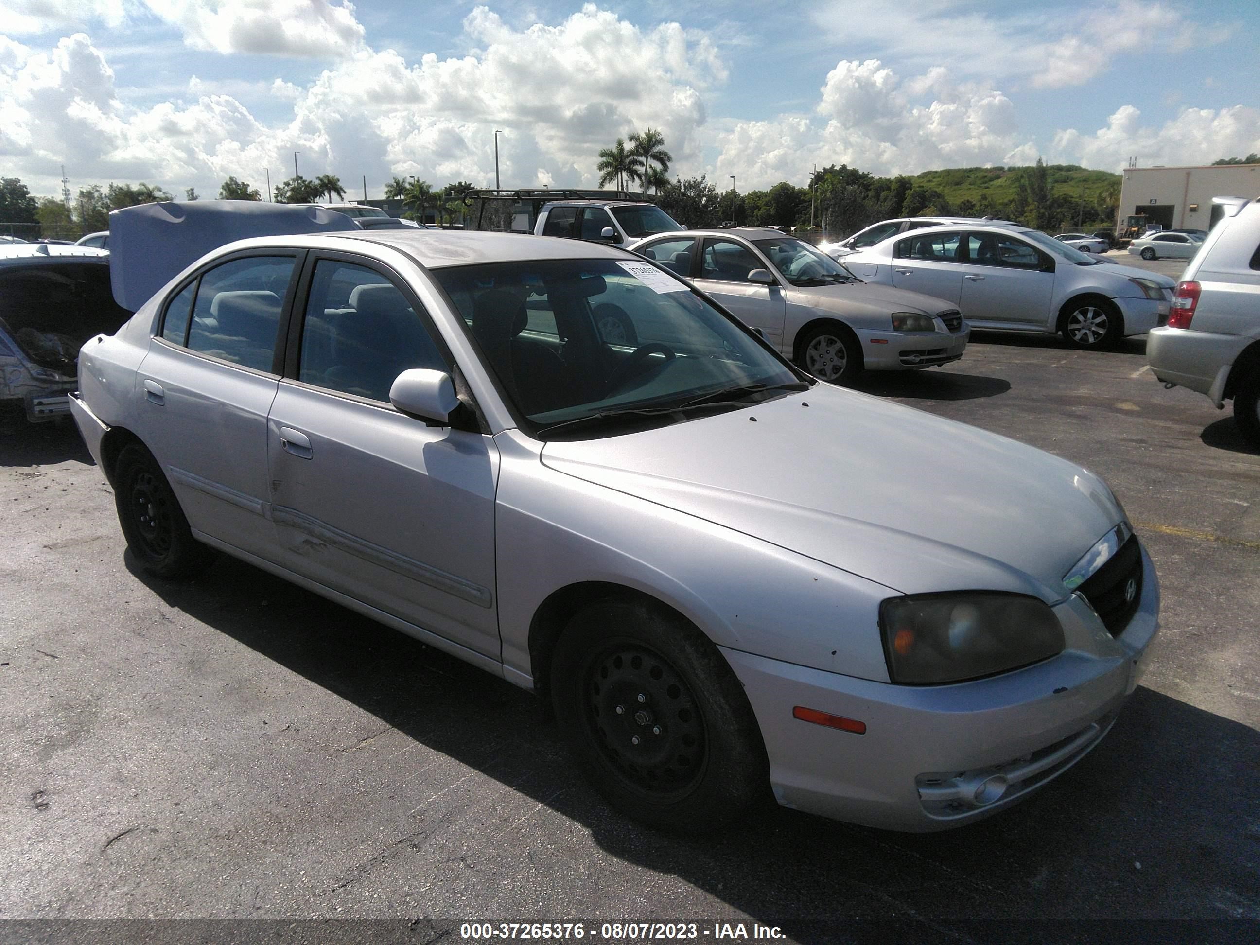 HYUNDAI ELANTRA 2004 kmhdn46d24u846595