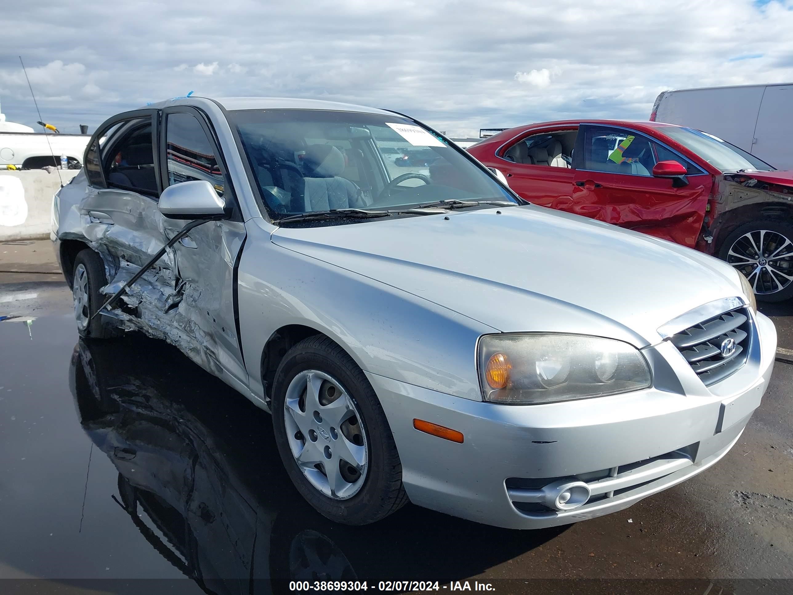 HYUNDAI ELANTRA 2005 kmhdn46d75u928226