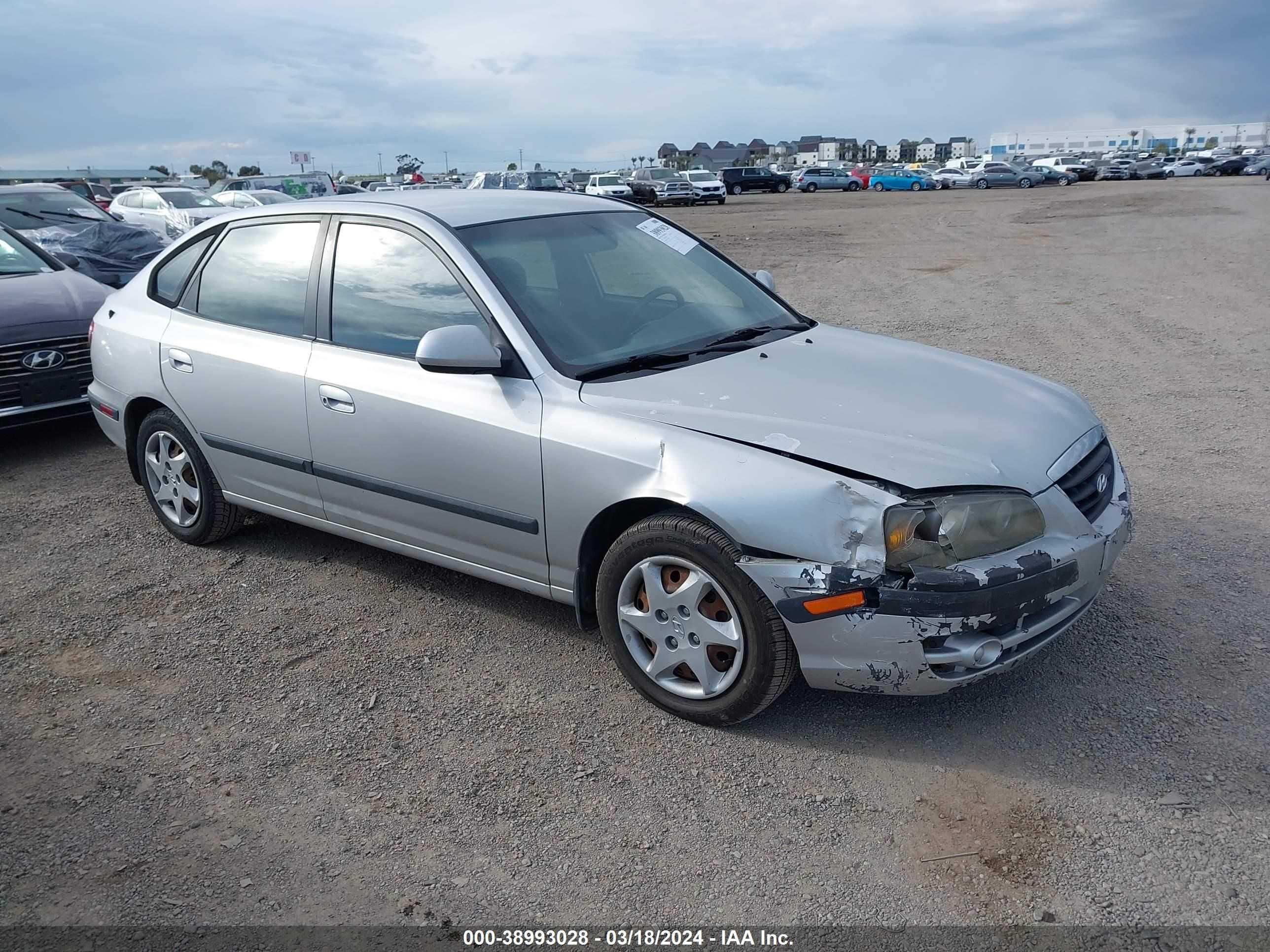 HYUNDAI ELANTRA 2005 kmhdn56d05u143004