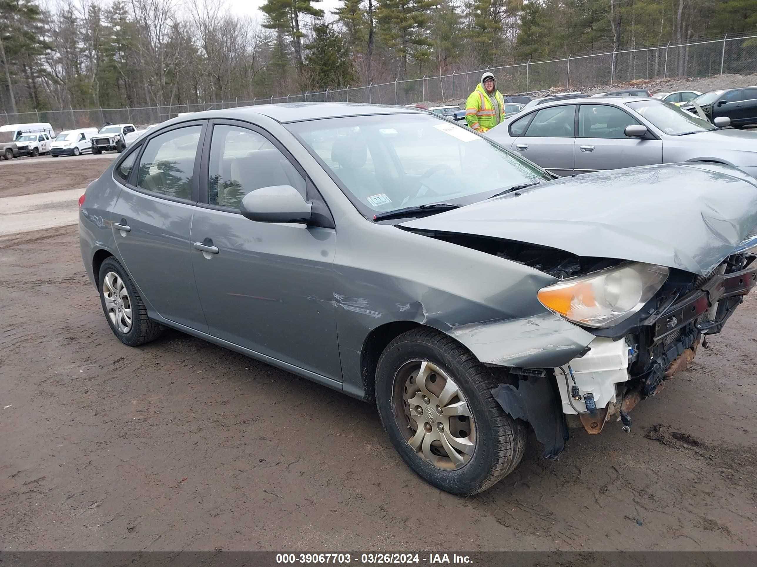 HYUNDAI ELANTRA 2009 kmhdu46d09u753018