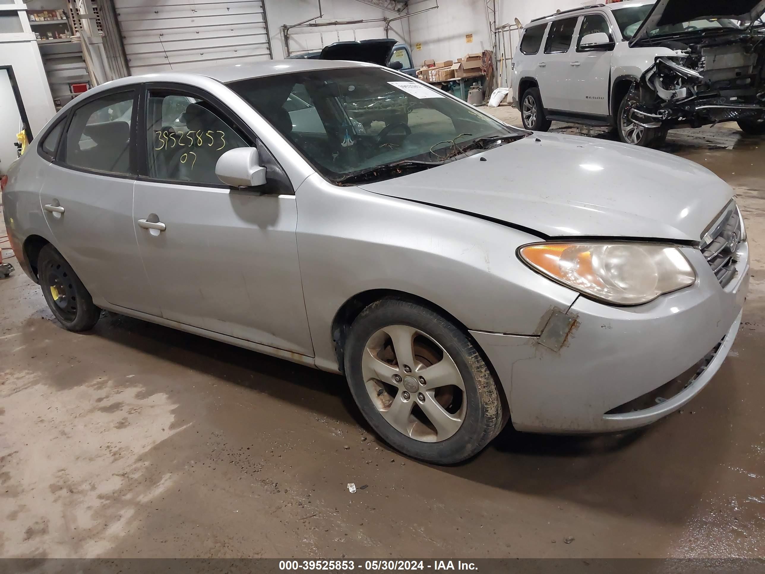 HYUNDAI ELANTRA 2007 kmhdu46d17u118564