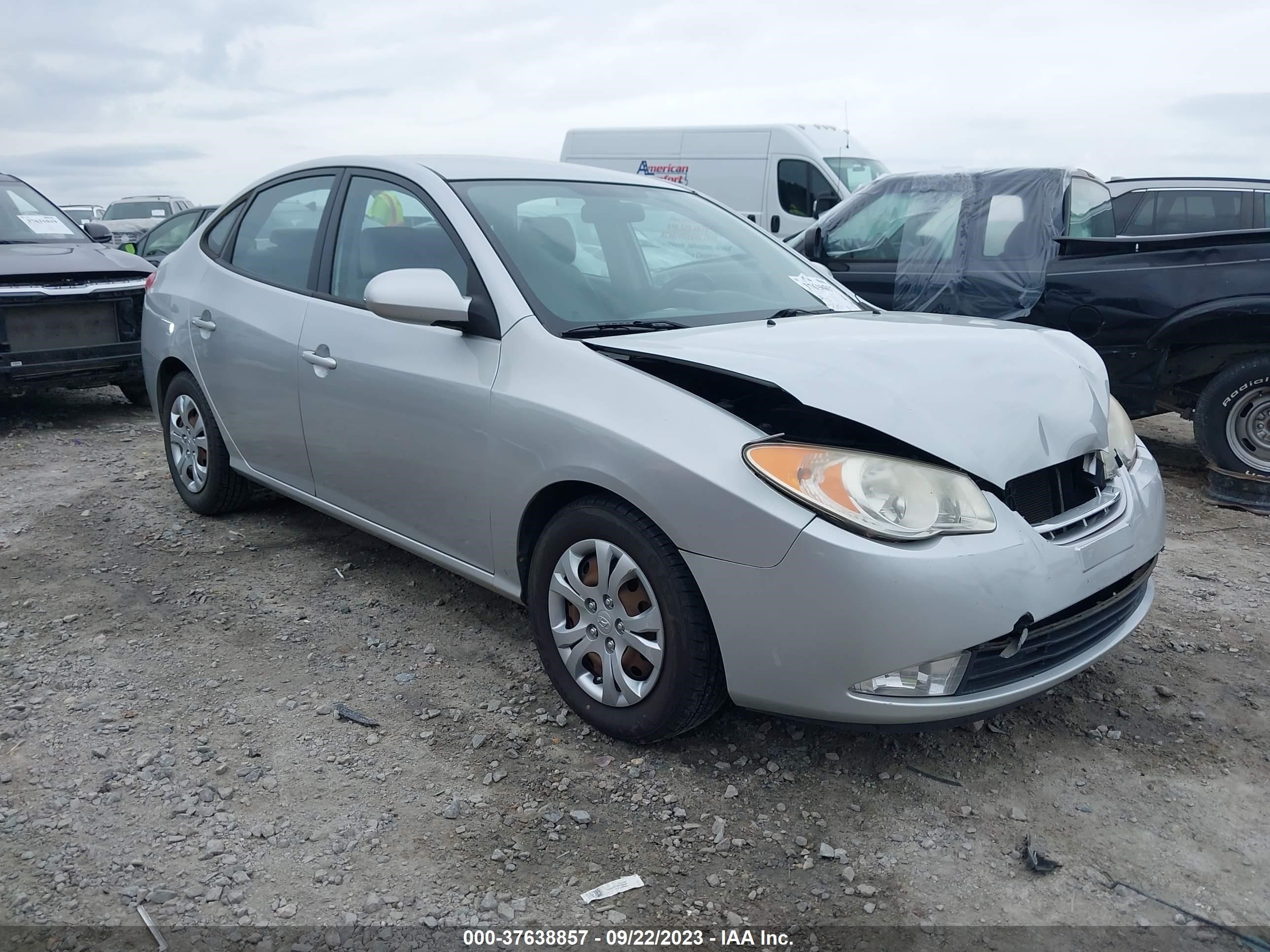 HYUNDAI ELANTRA 2010 kmhdu4ad1au186474