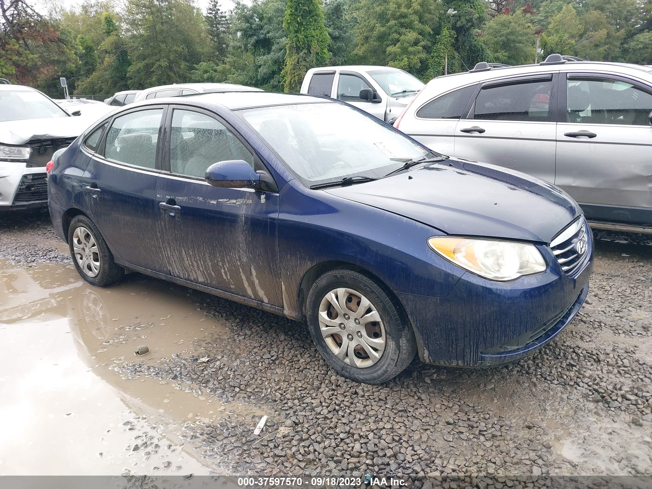 HYUNDAI ELANTRA 2010 kmhdu4ad9au146823