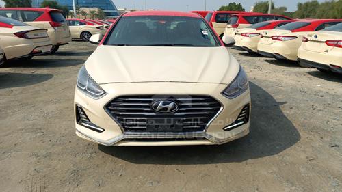 HYUNDAI SONATA 2019 kmhe24130ka093014