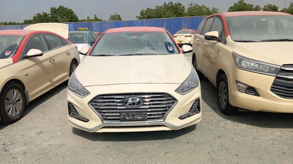 HYUNDAI SONATA 2018 kmhe24132ja081994