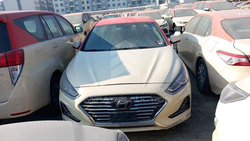 HYUNDAI SONATA 2018 kmhe24133ja082135