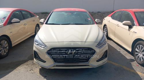 HYUNDAI SONATA 2018 kmhe24134ja082127