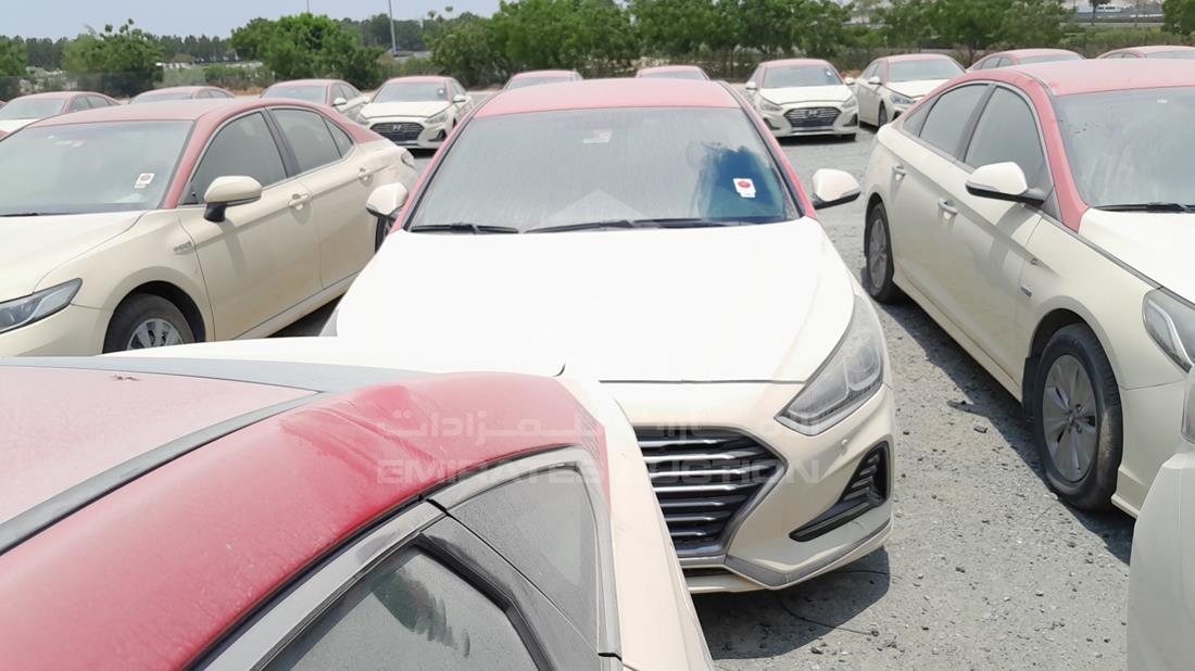 HYUNDAI SONATA 2018 kmhe24137ja081988