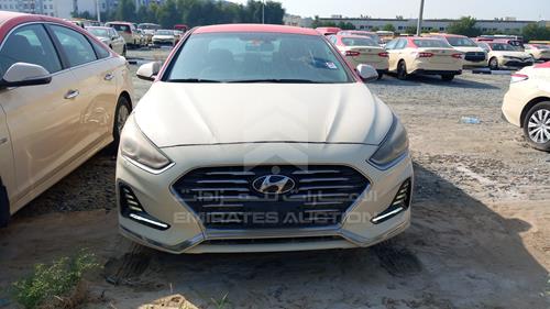 HYUNDAI SONATA 2018 kmhe24137ja082087