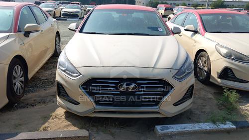 HYUNDAI SONATA 2019 kmhe24137ka092958