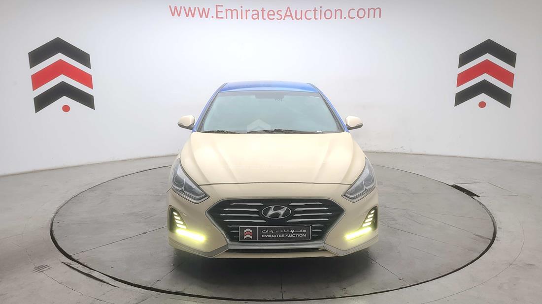 HYUNDAI SONATA HYBRID 2019 kmhe24137ka093091