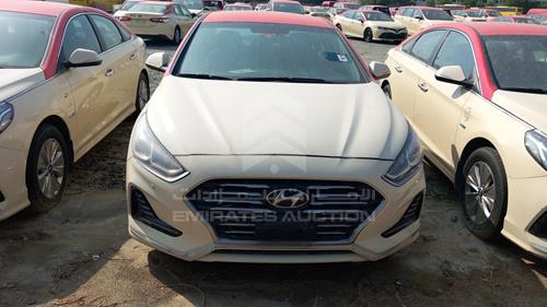 HYUNDAI SONATA 2018 kmhe24139ja081992