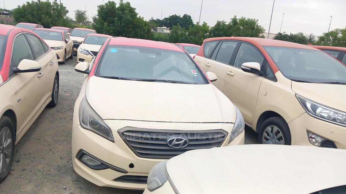 HYUNDAI SONATA 2017 kmhe241g2ha349147