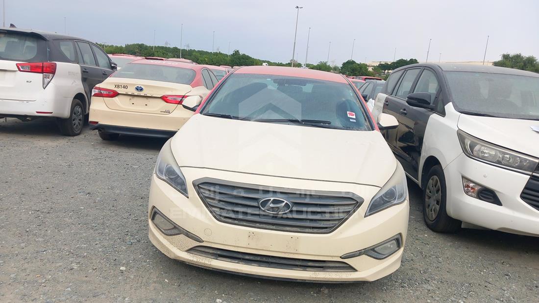 HYUNDAI SONATA 2017 kmhe241g4ha349862