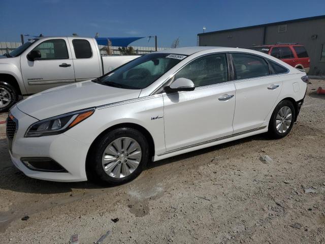 HYUNDAI SONATA 2016 kmhe24l10ga020132