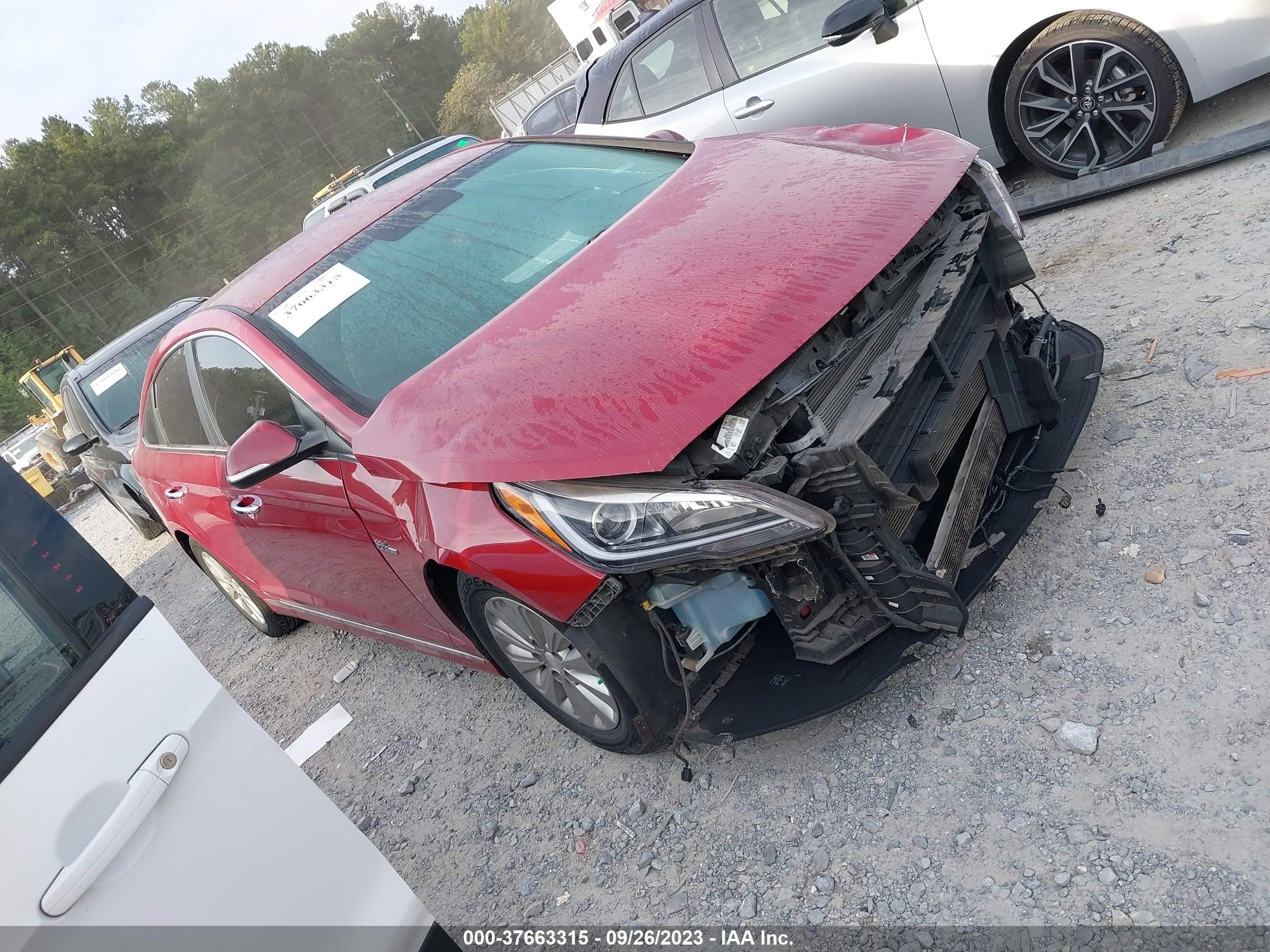 HYUNDAI SONATA 2016 kmhe24l10ga021734