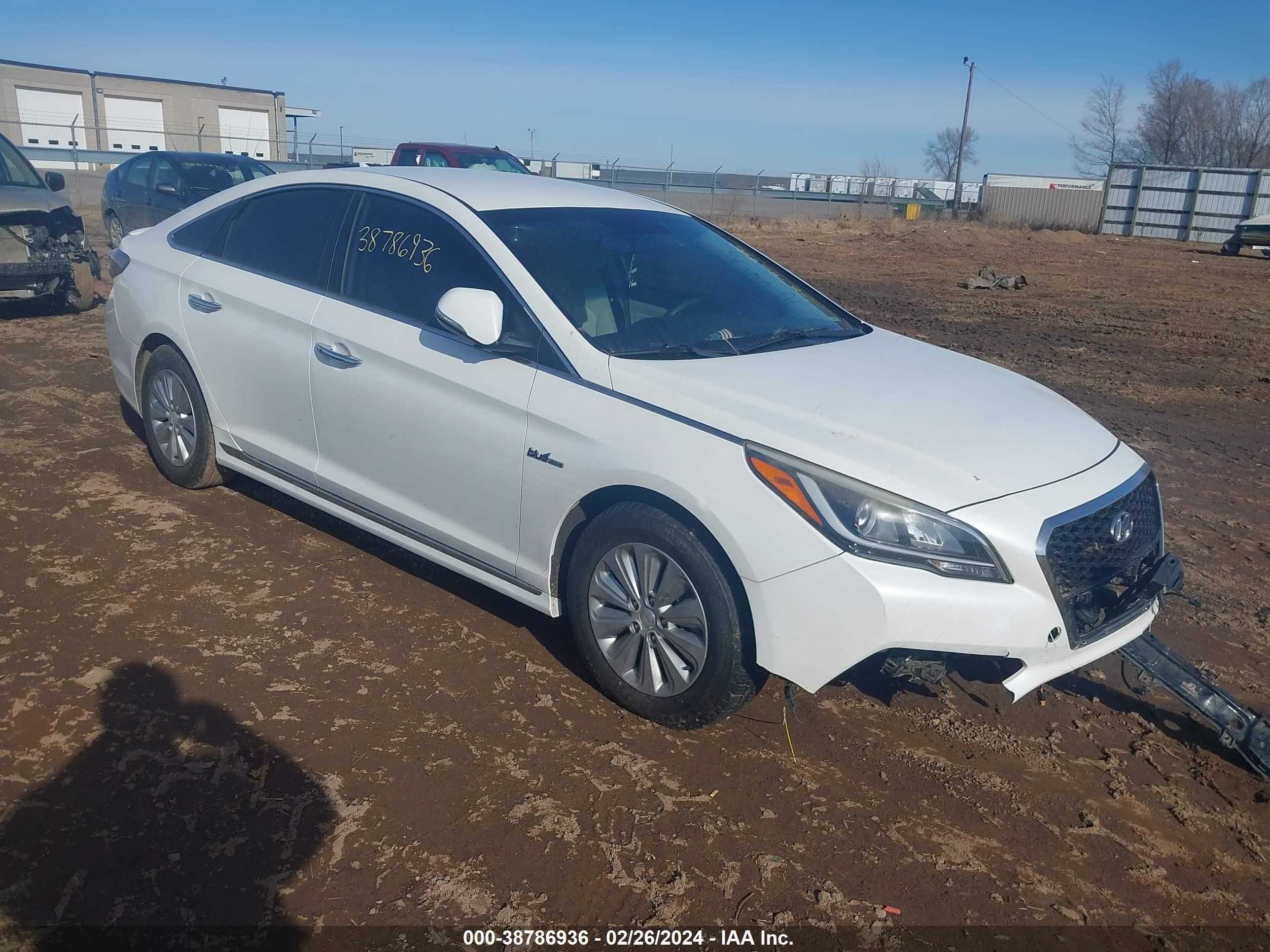 HYUNDAI SONATA 2016 kmhe24l10ga040316