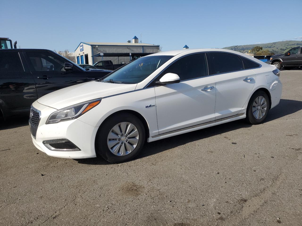 HYUNDAI SONATA 2016 kmhe24l13ga011571