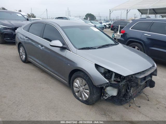 HYUNDAI SONATA HYBRID 2017 kmhe24l14ha055516