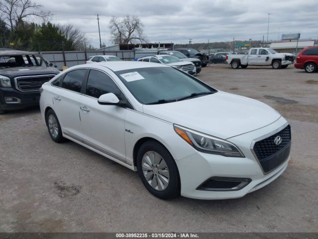 HYUNDAI SONATA HYBRID 2016 kmhe24l17ga013694