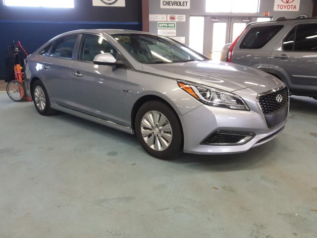 HYUNDAI SONATA HYB 2016 kmhe24l17ga028907