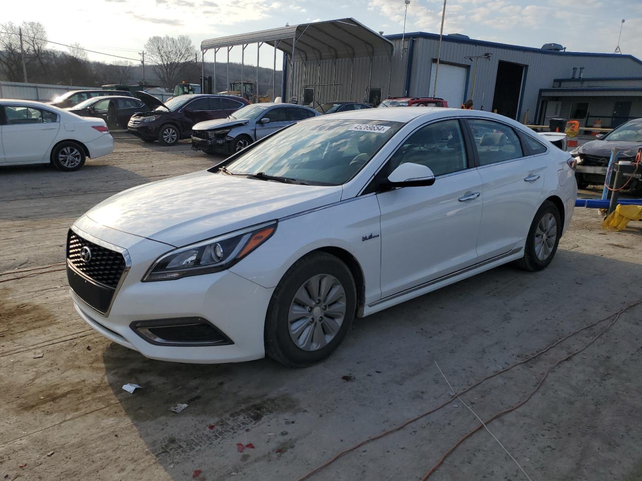 HYUNDAI SONATA 2016 kmhe24l17ga039065