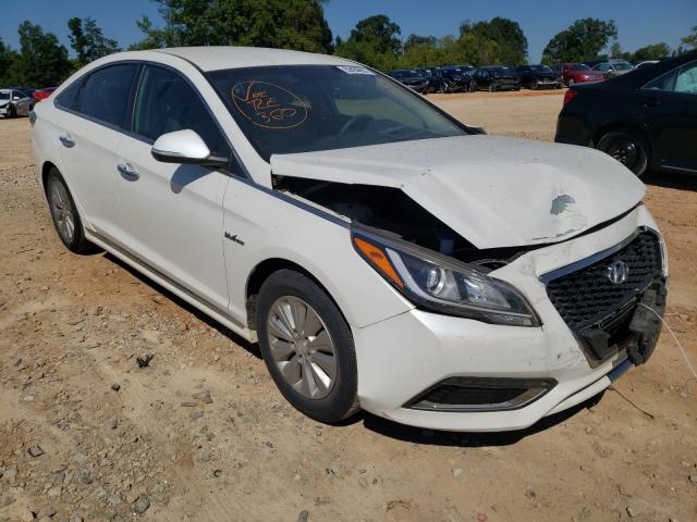 HYUNDAI SONATA HYB 2016 kmhe24l18ga014711